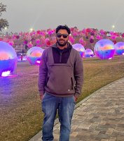 groom or bride photo